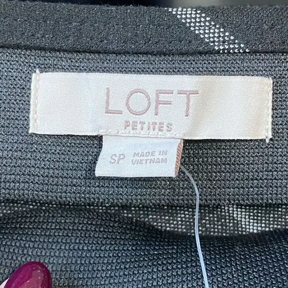 NWT LOFT Soft Knit Windowpane Plaid Flippy Skirt, Size SP - Picture 4 of 6